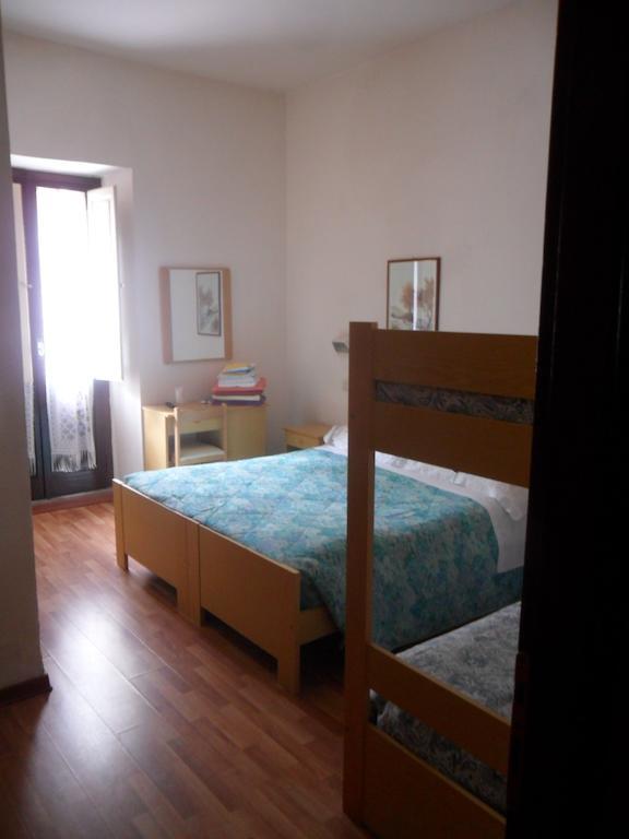 Albergo Giardino Badia Prataglia Habitación foto