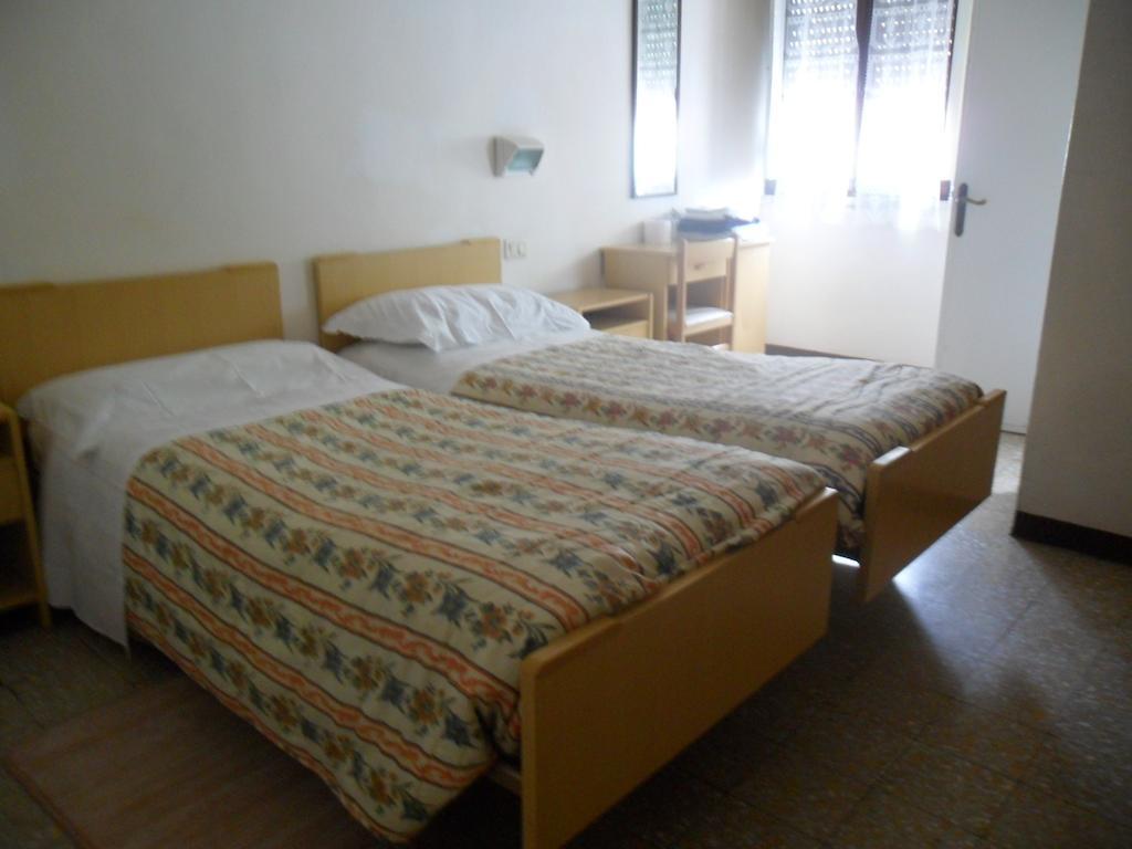 Albergo Giardino Badia Prataglia Habitación foto